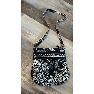 Vera Bradley Triple Zip Hipster Crossbody Bag Black White Paisley Quilted Cotton